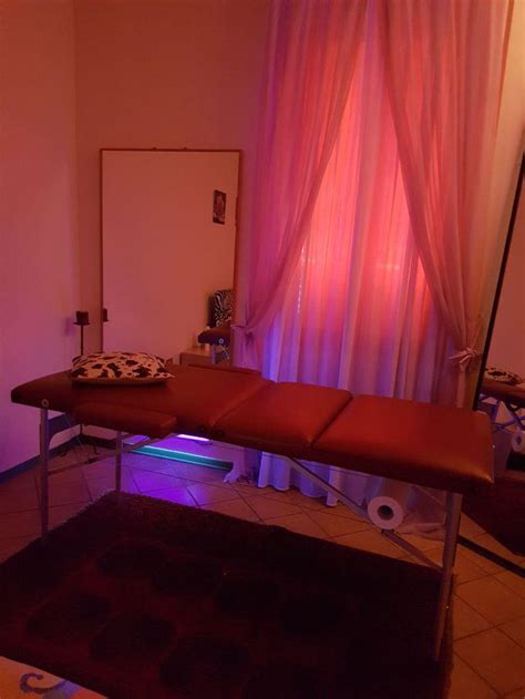 Massaggi erotici e tantra Reggio Emilia